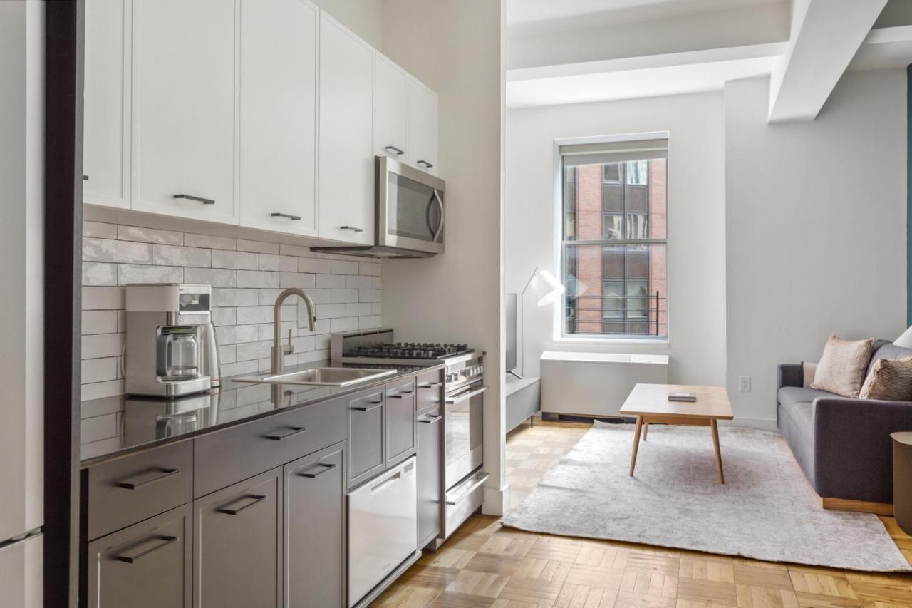 Wall St 1br W Gym Doorman Roof Deck Nyc-226 New York