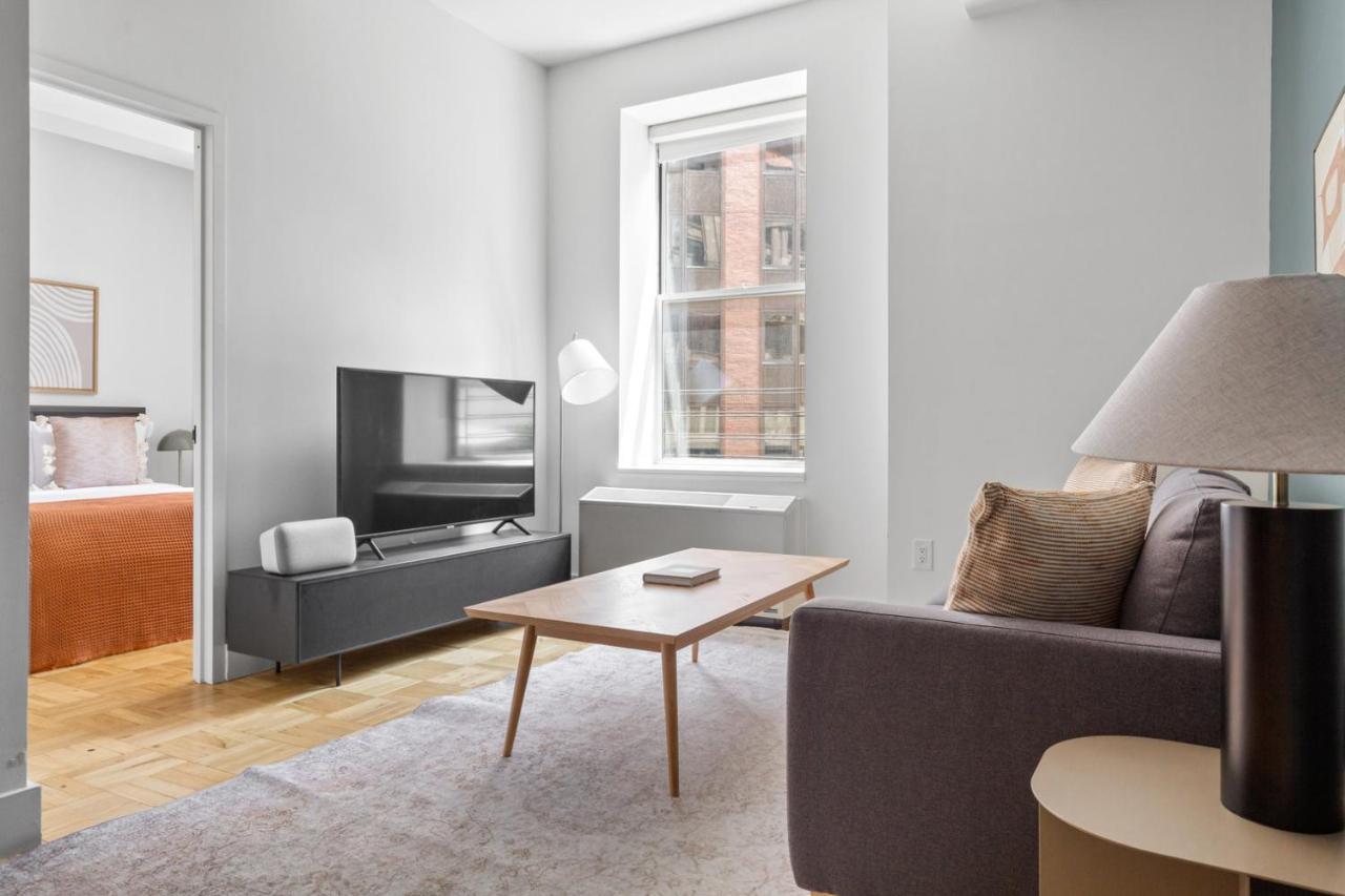 Apartment Wall St 1br W Gym Doorman Roof Deck Nyc-226 New York