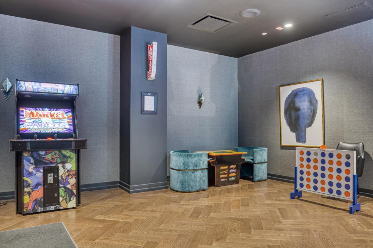 Wall St 1br W Gym Doorman Roof Deck Nyc-226